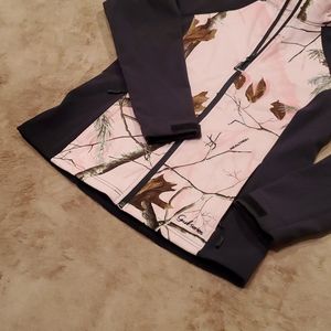 GANDER MOUNTAIN women's size S guide series pink camo jacket